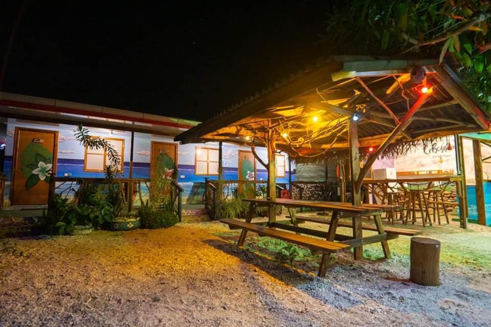 Moorea Vaiare Lodge Eksteriør billede